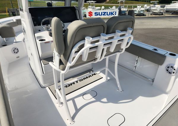 Sportsman Open 212 Center Console image