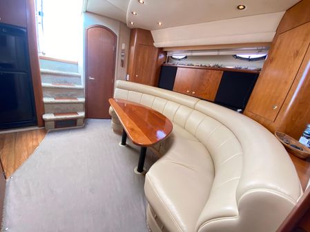 Cruisers Yachts 4270 Express image