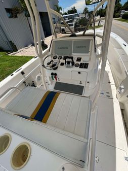 Intrepid 300 Center Console image