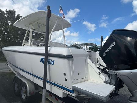 Intrepid 300 Center Console image