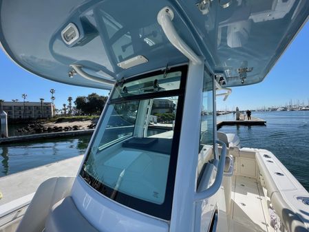 Boston-whaler 250-OUTRAGE image