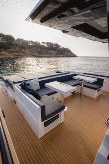 De Antonio Yachts D50 OPEN image