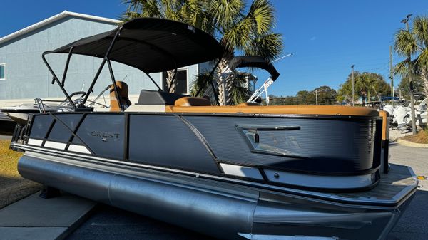 Crest Caribbean LX 230
