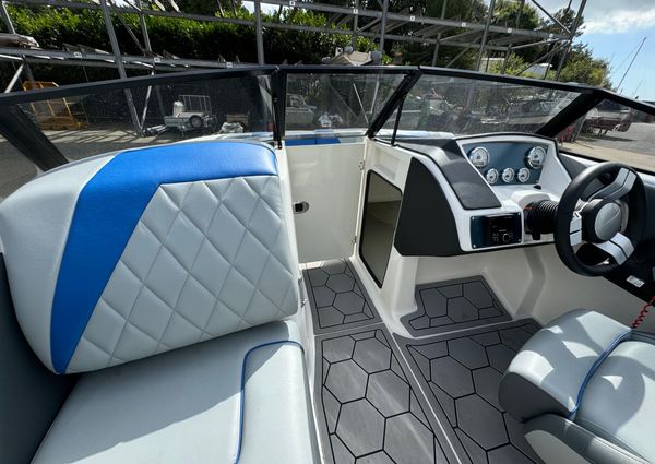 Carrera-boats 225 image