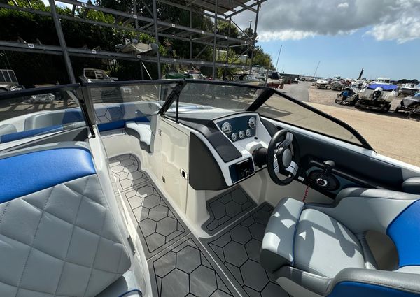 Carrera-boats 225 image