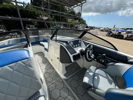 Carrera-boats 225 image