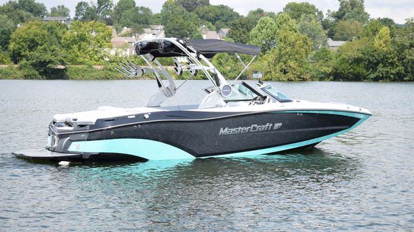 Used Mastercraft Xt22 Power Boats For Sale Hbg Yacht Sales In Knoxville Tennessee
