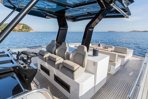 Pardo Yachts Pardo 43 image