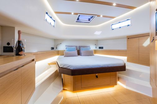 Pardo Yachts Pardo 43 image