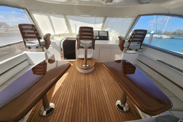 Viking 48-SPORT-TOWER image