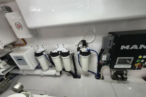 Viking 48 Sport Tower image