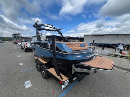 Malibu Wakesetter 23 LSV image