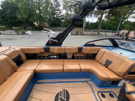 Malibu Wakesetter 23 LSV image