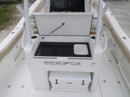 Sea Fox 328 Commander image