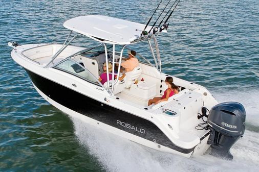 Robalo R247 Dual Console image