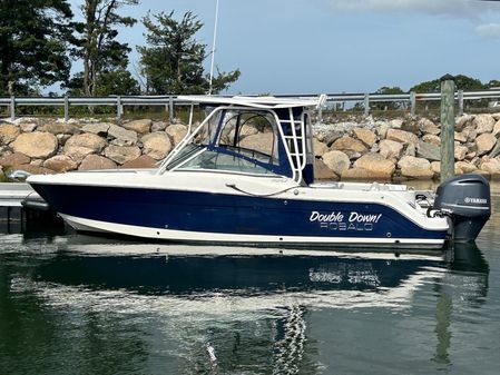 Robalo R247 Dual Console image