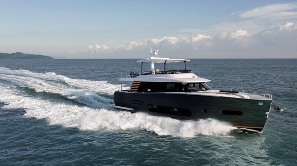 Azimut Magellano 66 