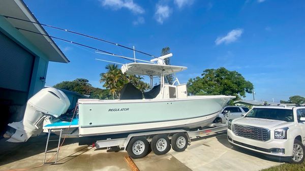Regulator 28