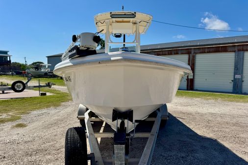 Everglades 223 Center Console image