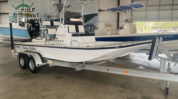 Shallow Stalker 204 CAT