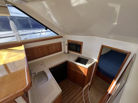 Riviera 33 Fly image