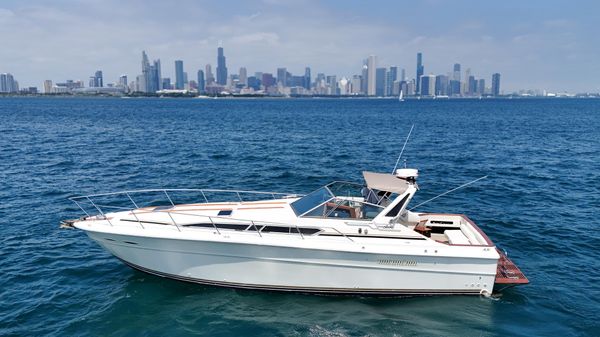 Sea Ray Express Cruiser/Tender included
