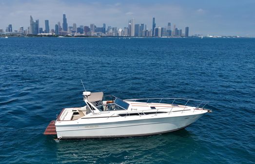 Sea Ray Express Cruiser/Tender included image