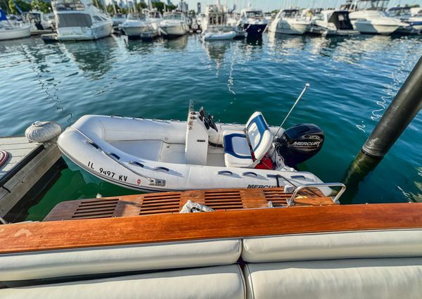 Sea Ray Express Cruiser/Tender included image