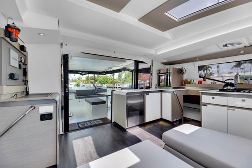 Fountaine Pajot Elba 45 image