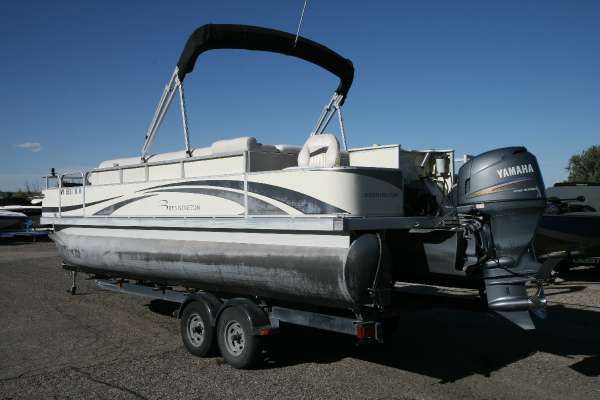 Bennington 2275FSi - main image