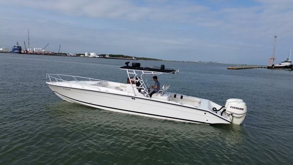 Marlin 350 Center Console 