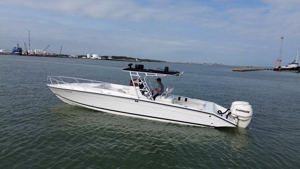 Marlin 350 Center Console image