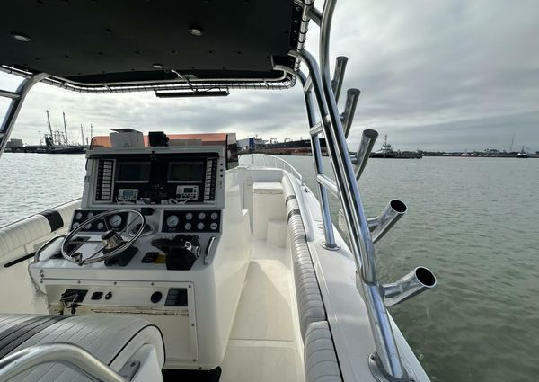 Marlin 350 Center Console image