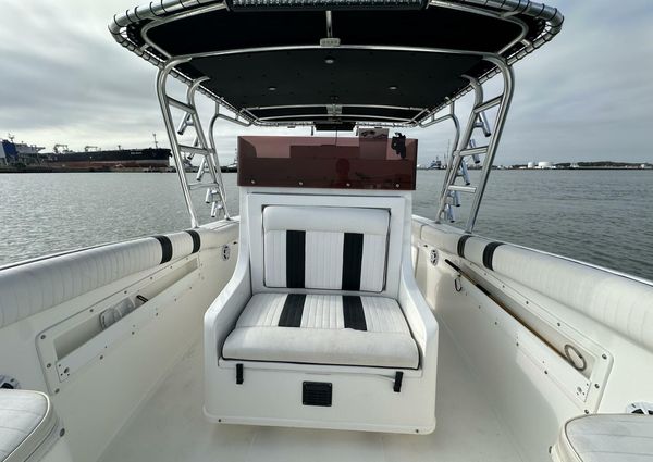 Marlin 350 Center Console image