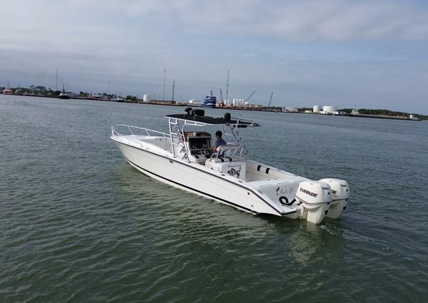 Marlin 350 Center Console image