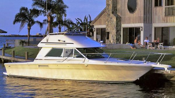 Sea Ray 310 Sport Bridge 