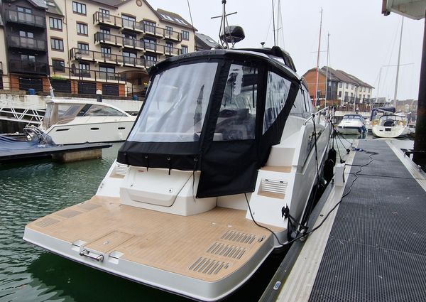 Galeon 405 HTS image