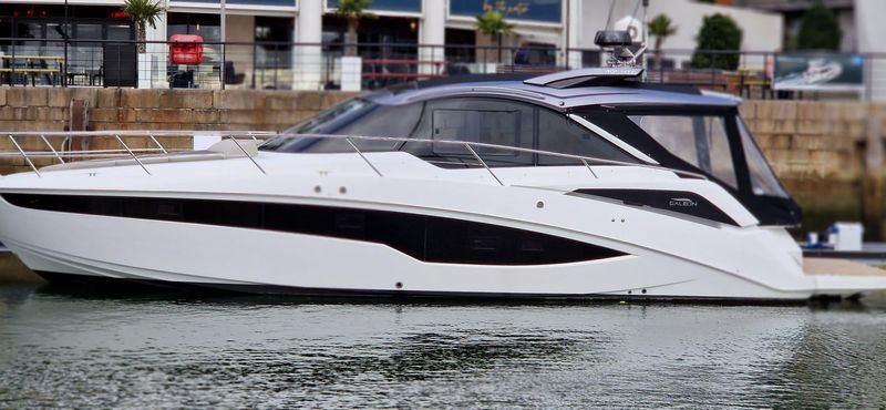 Galeon 405 HTS - main image