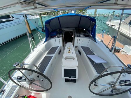 Beneteau Oceanis 40 image