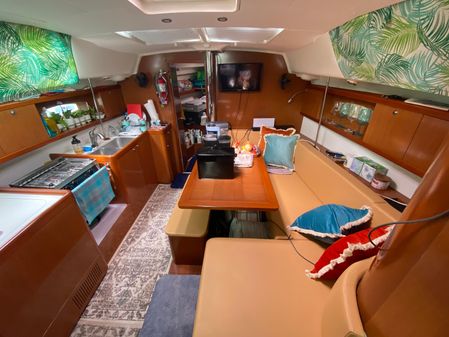 Beneteau Oceanis 40 image