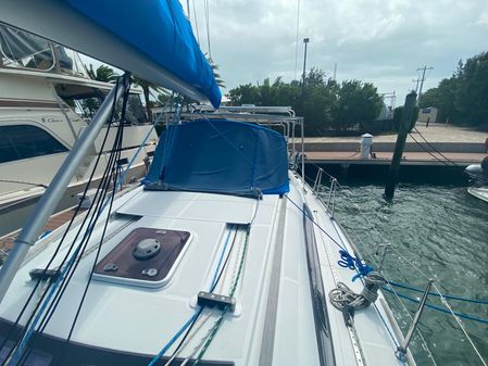 Beneteau Oceanis 40 image