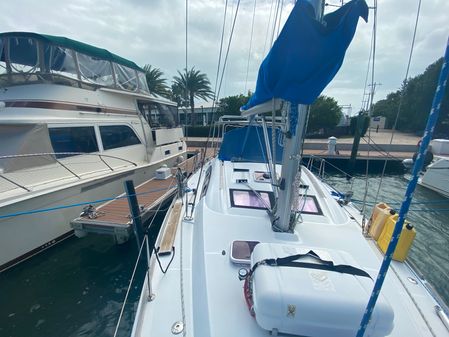 Beneteau Oceanis 40 image