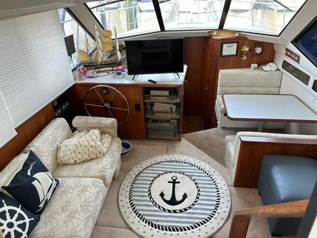 Carver 350-AFT-CABIN image