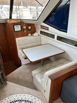 Carver 350-AFT-CABIN image