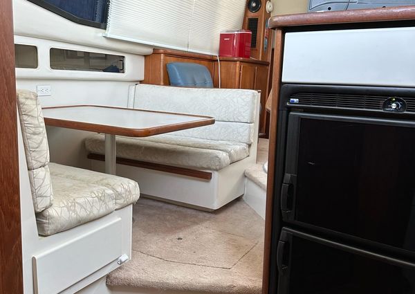 Carver 350-AFT-CABIN image