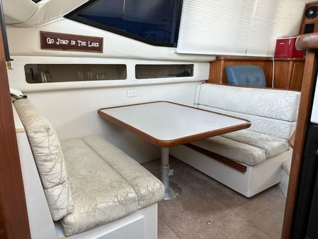 Carver 350-AFT-CABIN image