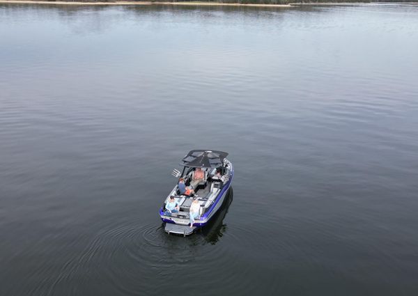 Malibu Wakesetter 25 LSV image