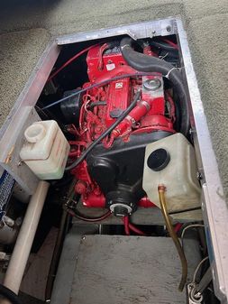 Carver 400 Cockpit Motor Yacht image