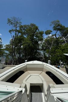 Boston Whaler 280 Vantage image