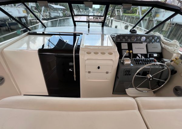 Tiara Yachts 3500 Express image